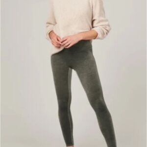 SPANX Velvet High Rise Skinny Fit Leggings Small Dark Palm Green Shaping NWT